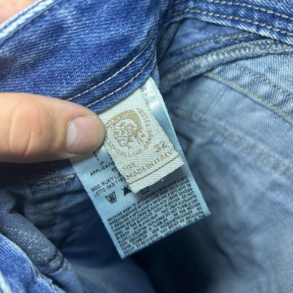 Vintage Diesel made in Italy "Ruby" distressed flared jeans - Picture 2 of 16